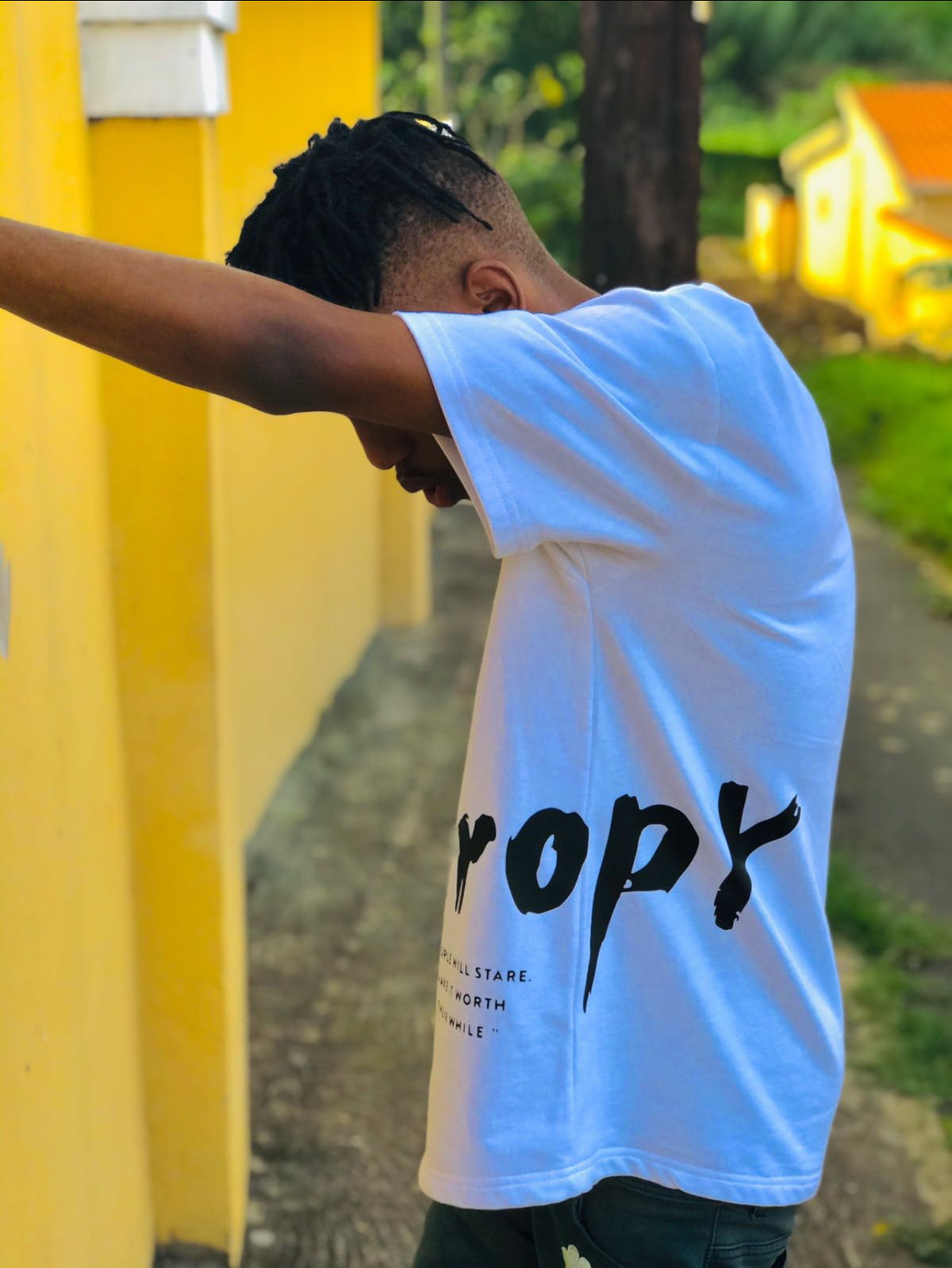 SIDE PRINT TEE